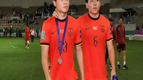 库里与巴特勒各取20+，勇士四将得分上双击败国王